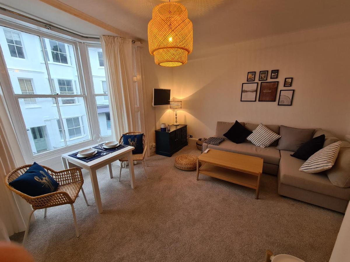 Centrally Located, Comfortable Apartment Near Station, Beach And North Laines برايتون المظهر الخارجي الصورة