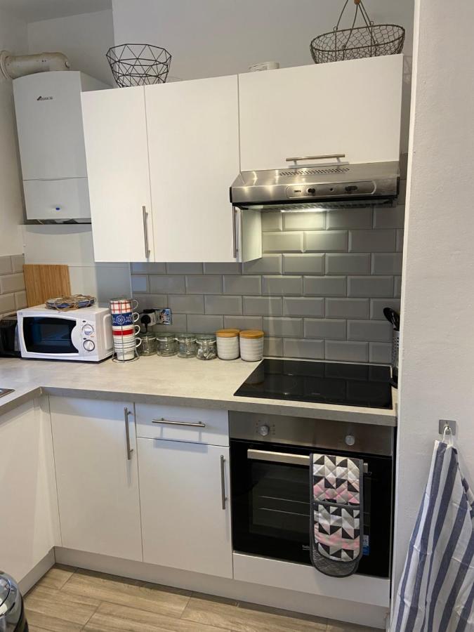 Centrally Located, Comfortable Apartment Near Station, Beach And North Laines برايتون المظهر الخارجي الصورة