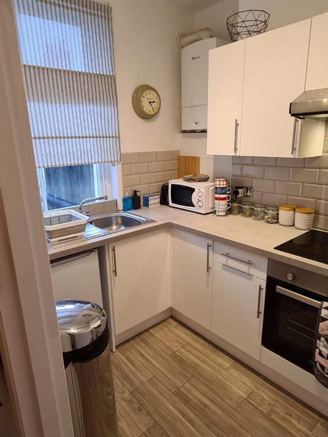 Centrally Located, Comfortable Apartment Near Station, Beach And North Laines برايتون المظهر الخارجي الصورة