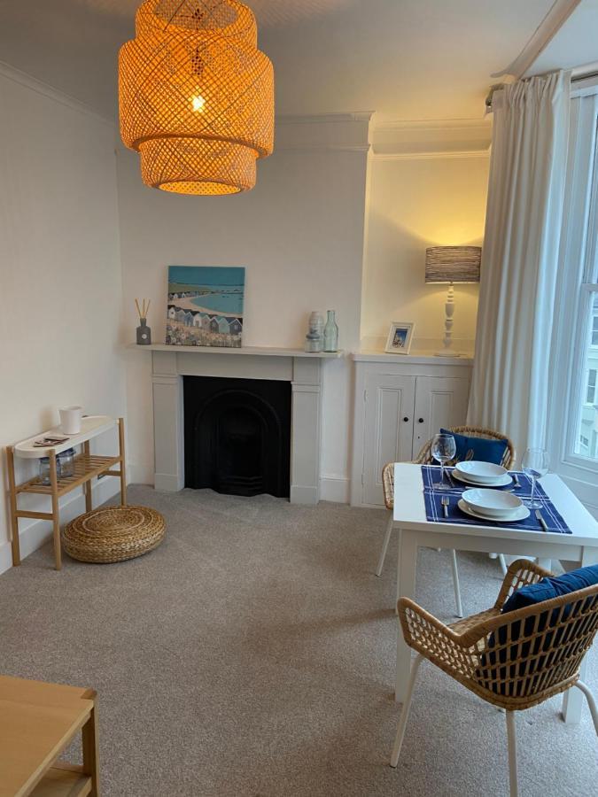 Centrally Located, Comfortable Apartment Near Station, Beach And North Laines برايتون المظهر الخارجي الصورة